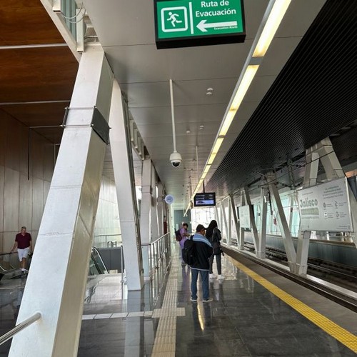 Línea 3 Estación Circunvalación Country